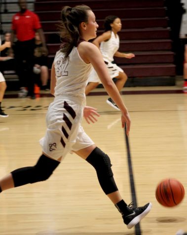 Girls basketball 2017 is on a roll